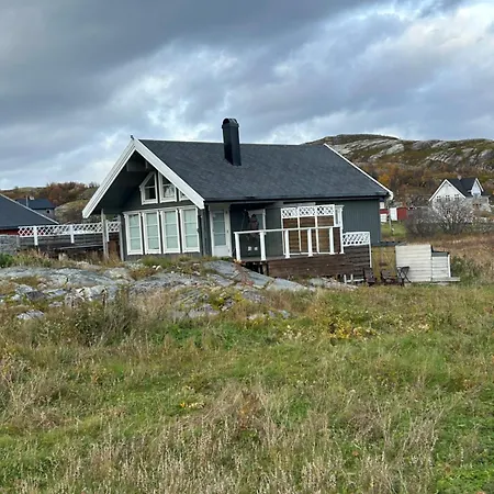 Ved Havet Pa Brentsholmen, Naer Sommaroy, Tromso * Brensholmen